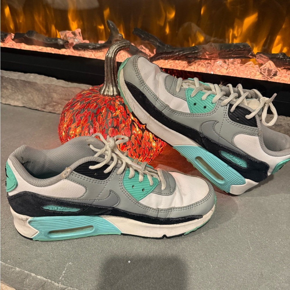 Nike Air, youth 6, black suede, white and Tiffany Teal .